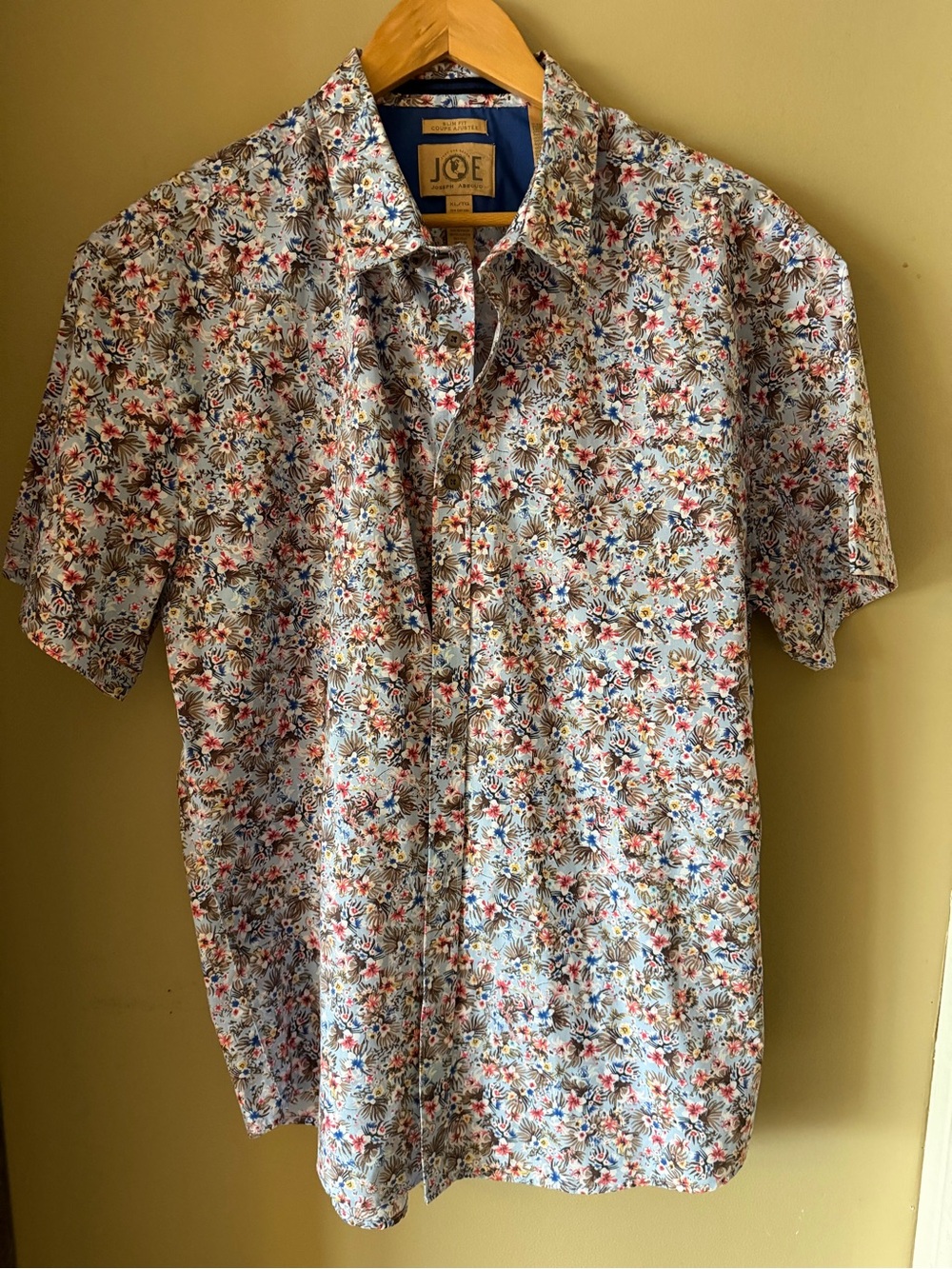 JOE Joseph Abboud Men’s XL Slim Fit Floral Short Sleeve Button-Up Shirt